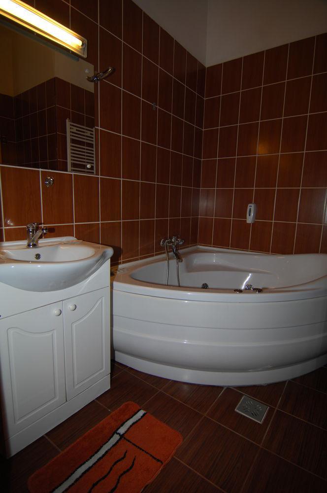 Pension Noemi Brasov Luaran gambar