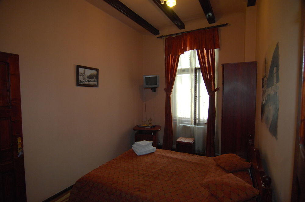 Pension Noemi Brasov Luaran gambar