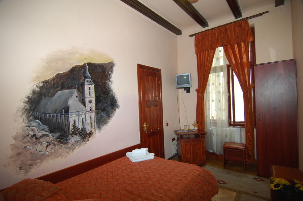 Pension Noemi Brasov Luaran gambar